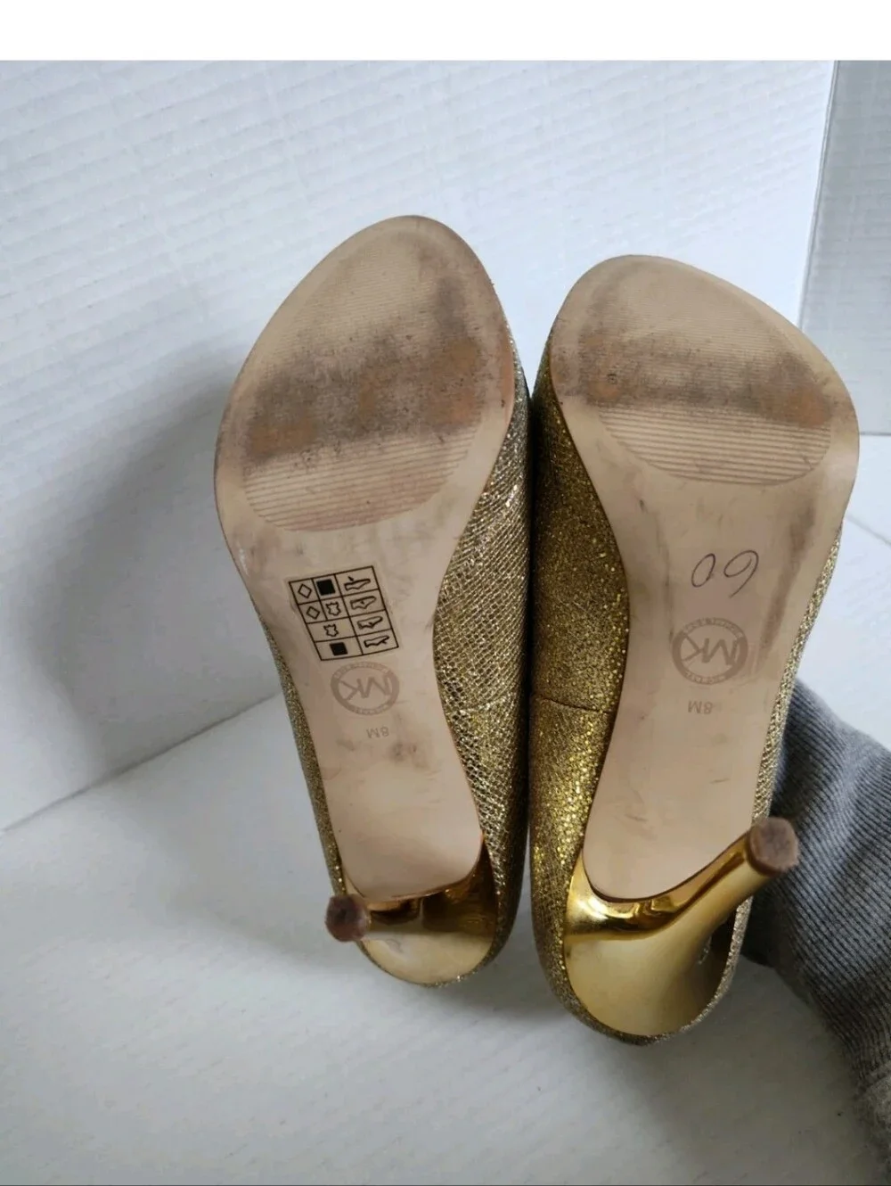 Michael Kors elegant gold